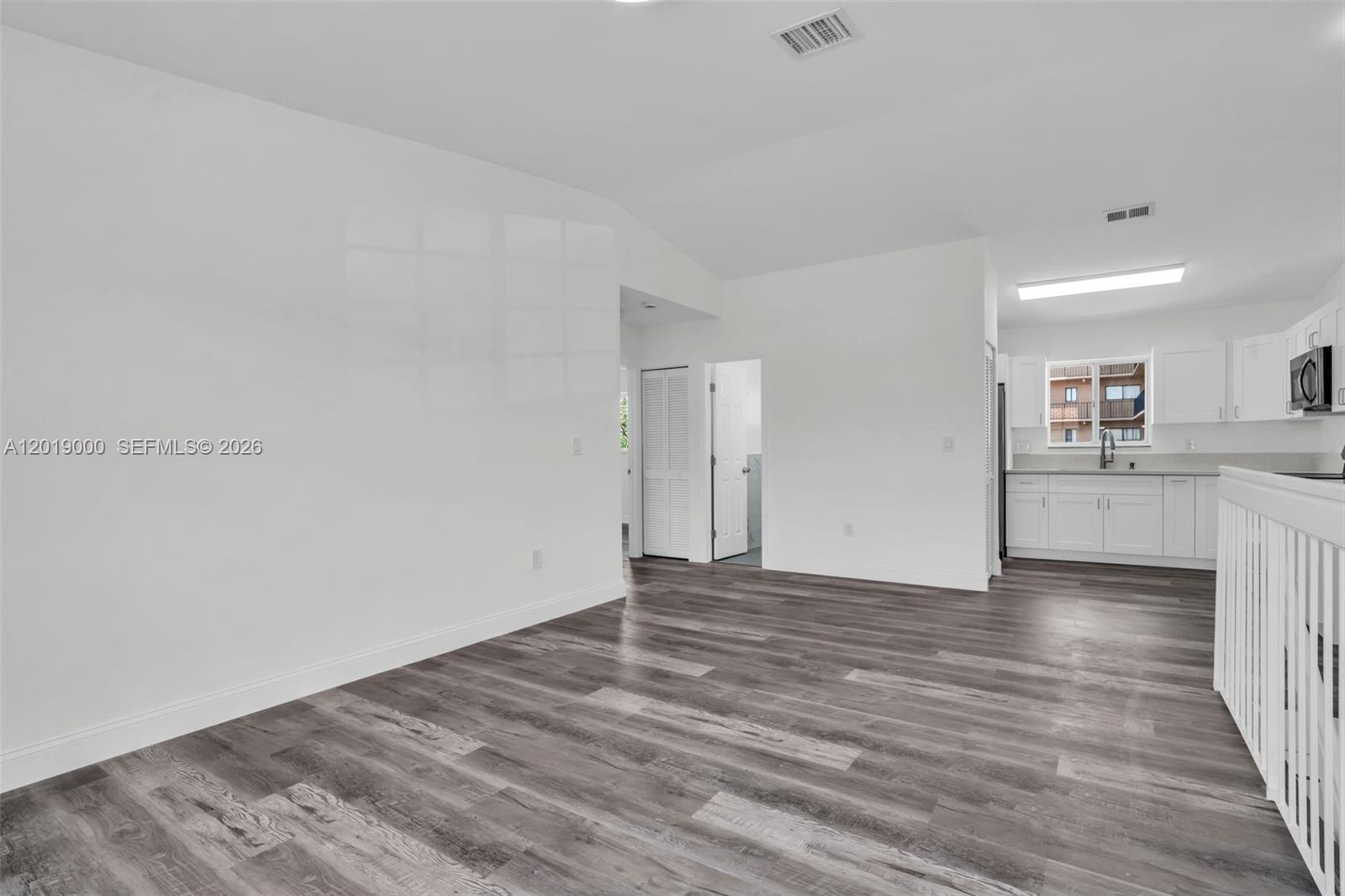 10101 West Okeechobee Road, Unit 16202 Hialeah Gardens, FL 33016 - Photo 8 of 21