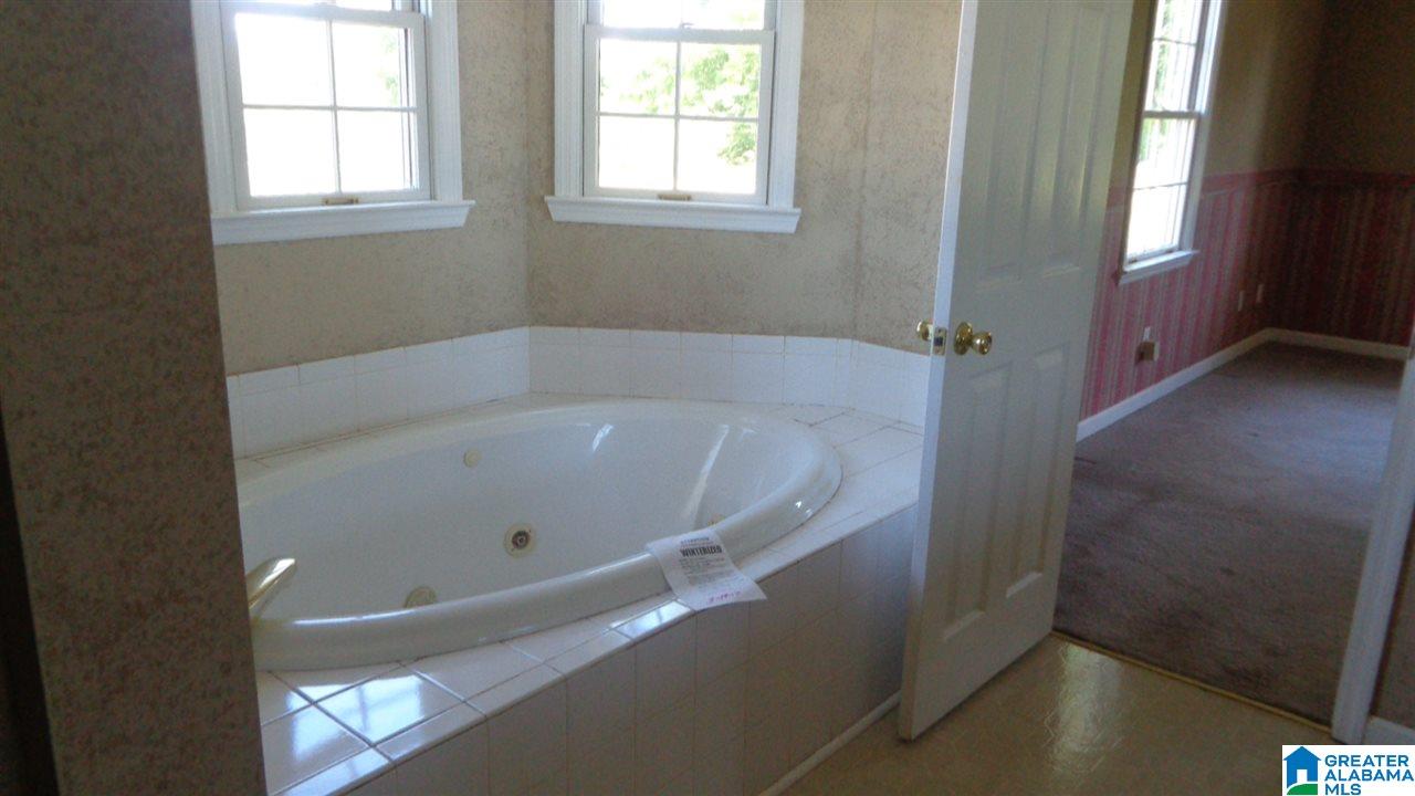 1800 Sycamore Ch. Road Talladega, AL 35160 - Photo 6 of 20