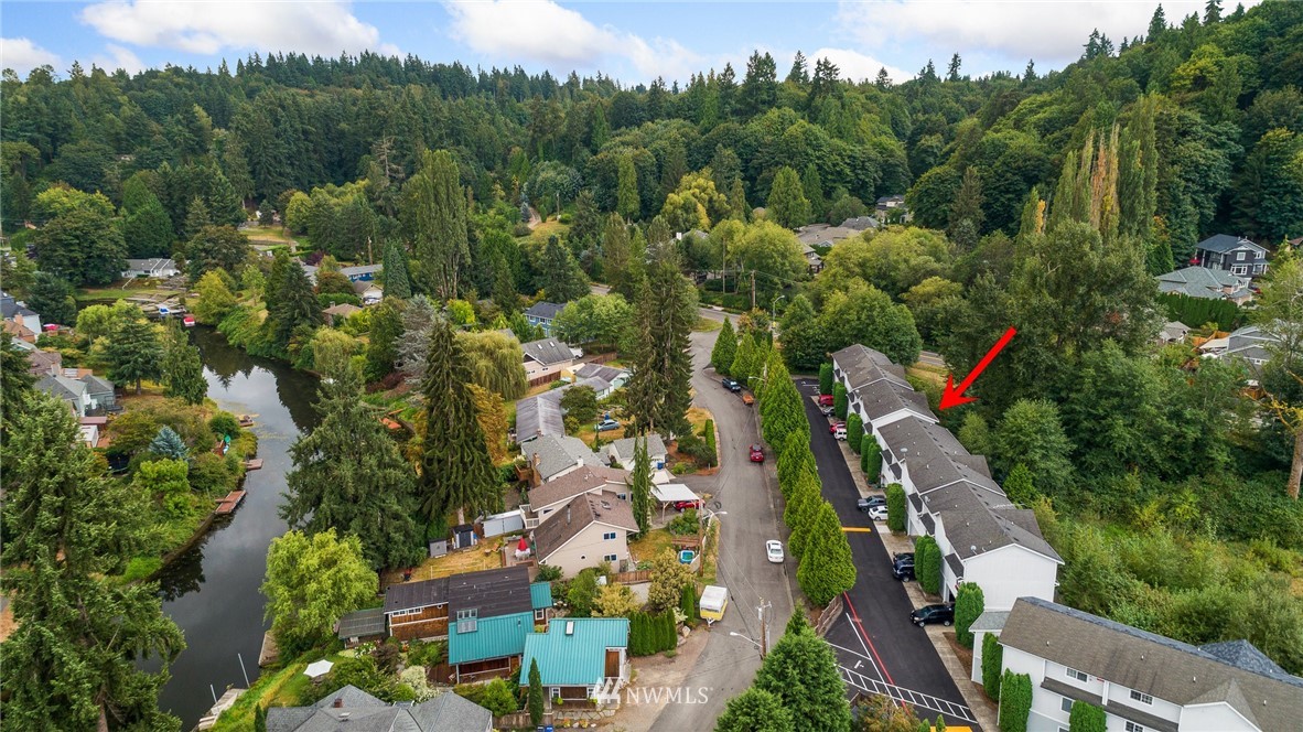 17309 Riverside Place, Unit 3E Bothell, WA 98011 - Photo 22 of 25 an aerial view of multiple house