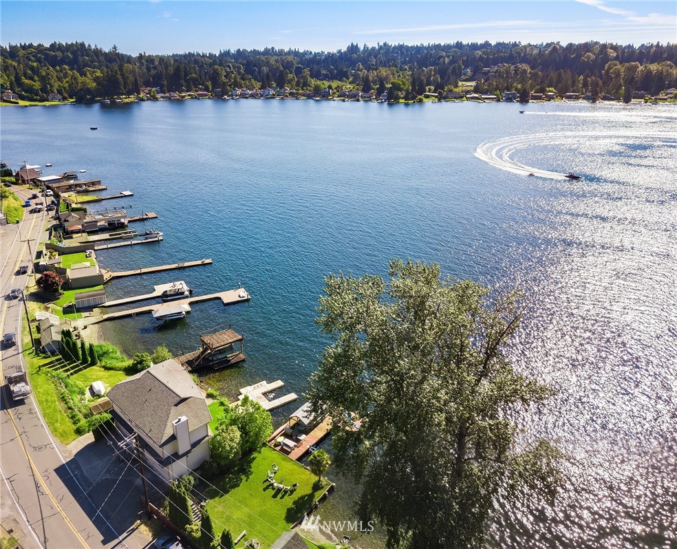 422 South Lake Stevens Road Lake Stevens, WA 98258 - Photo 5 of 40 Gallery Image 5