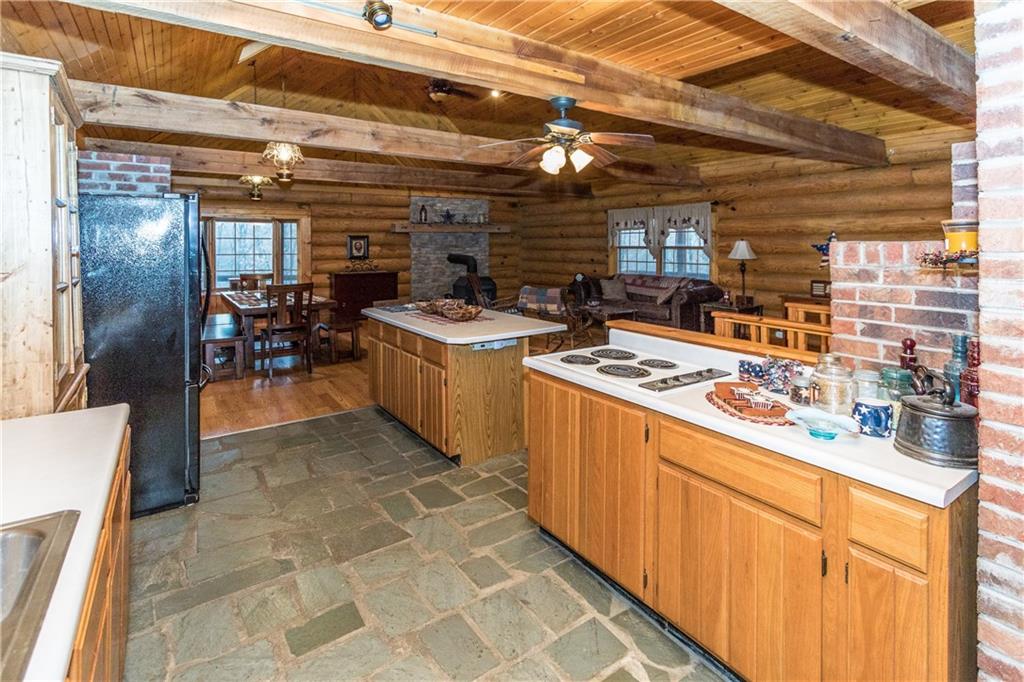 1835 Timber Crest Road Nashville, IN 47448 - Photo 12 of 43 Gallery Image 12