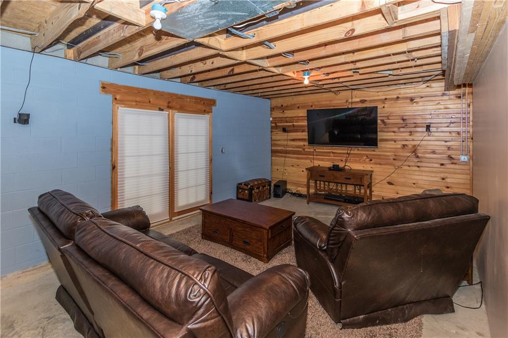 1835 Timber Crest Road Nashville, IN 47448 - Photo 32 of 43 Gallery Image 32