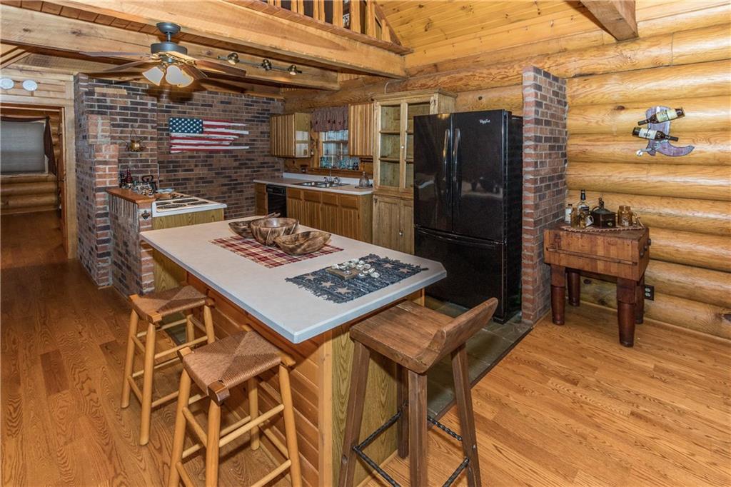1835 Timber Crest Road Nashville, IN 47448 - Photo 10 of 43 Gallery Image 10