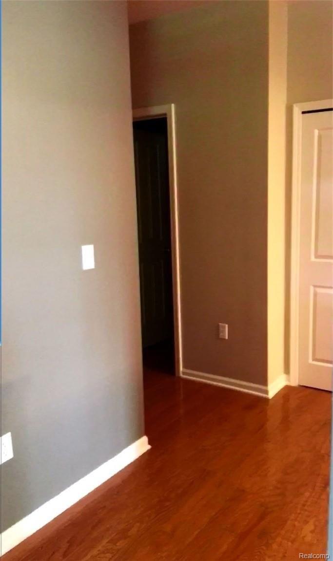 4292 Hampton Ridge Boulevard Howell, MI 48843 - Photo 5 of 8 6.JPG