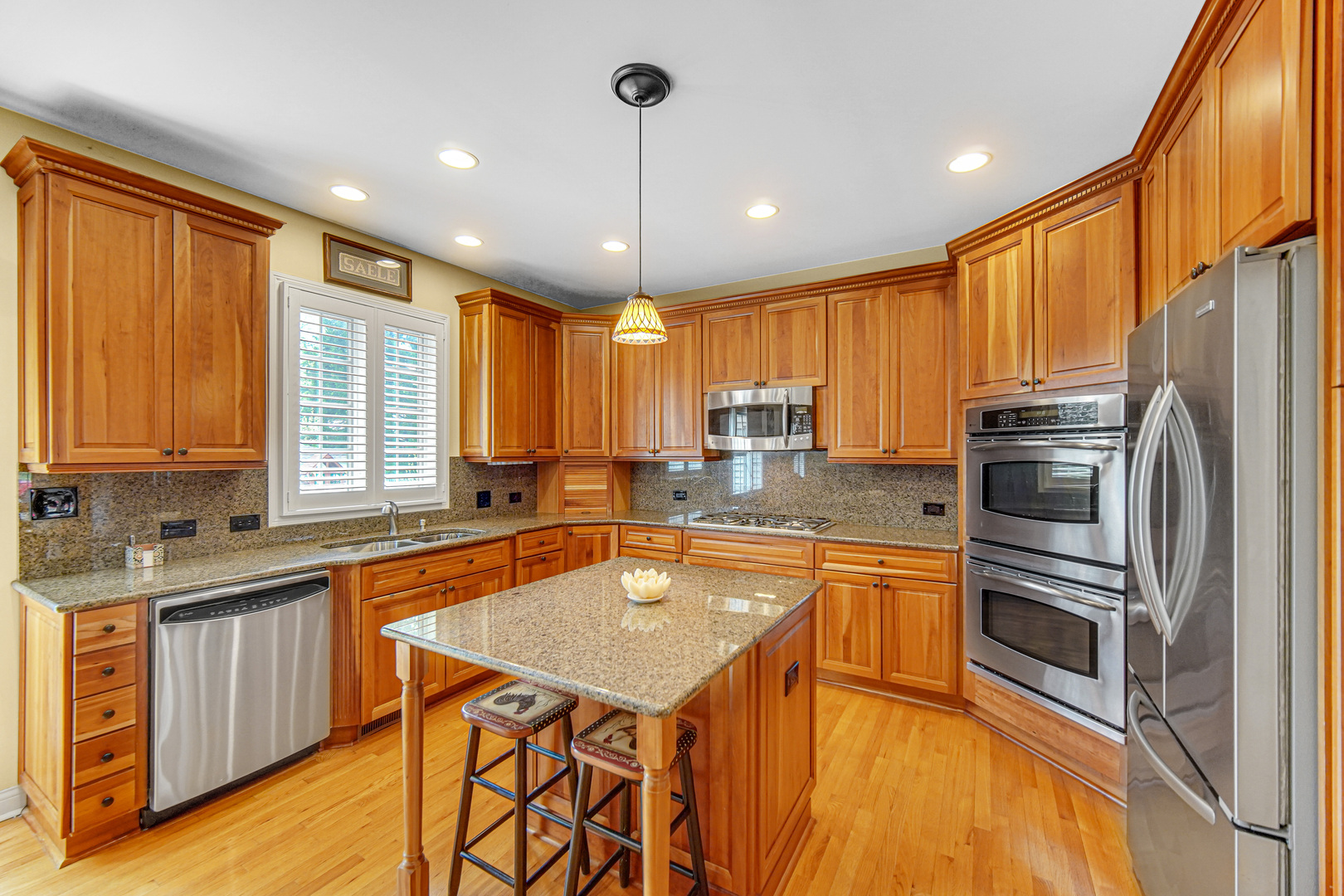 445 South Maple Street Itasca, IL 60143 - Photo 5 of 32 Gallery Image 5