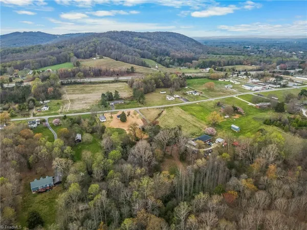 $265,000 | 5424 Highway 21, Jonesville, NC 28642