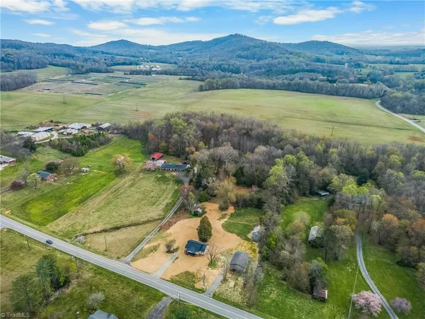 $265,000 | 5424 Highway 21, Jonesville, NC 28642