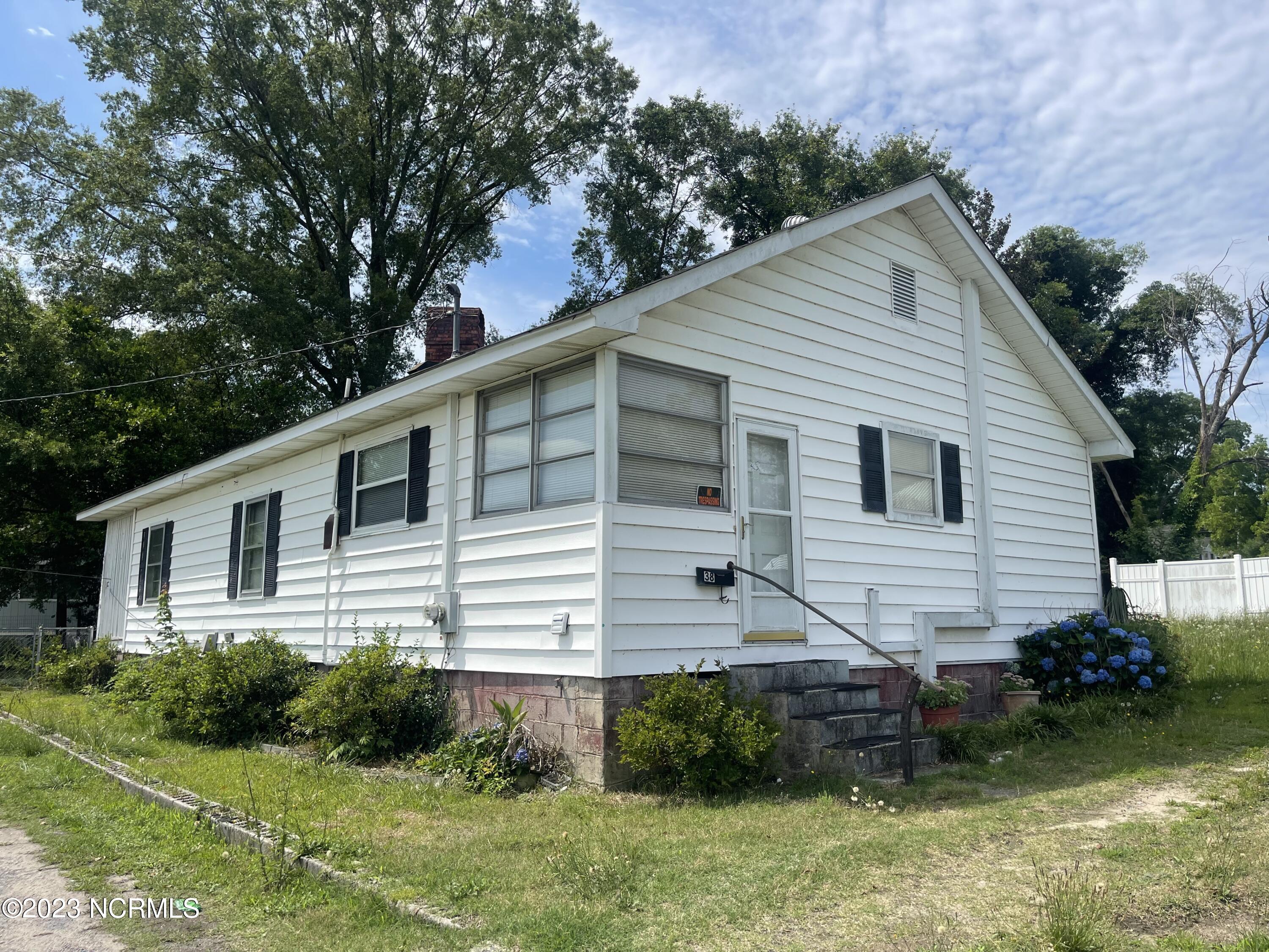 38 Sixth Avenue Rockingham, NC 28379 - Photo 2 of 26 36CA6A45-B461-4CDF-938D-991B339DC00B