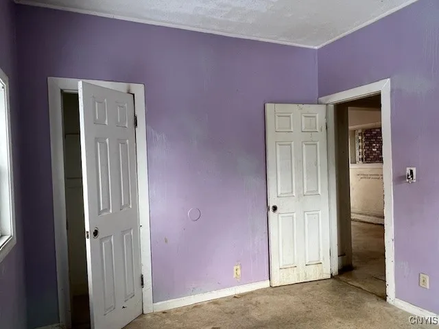 $79,900 | 1216 Oak Street, Utica, NY 13502