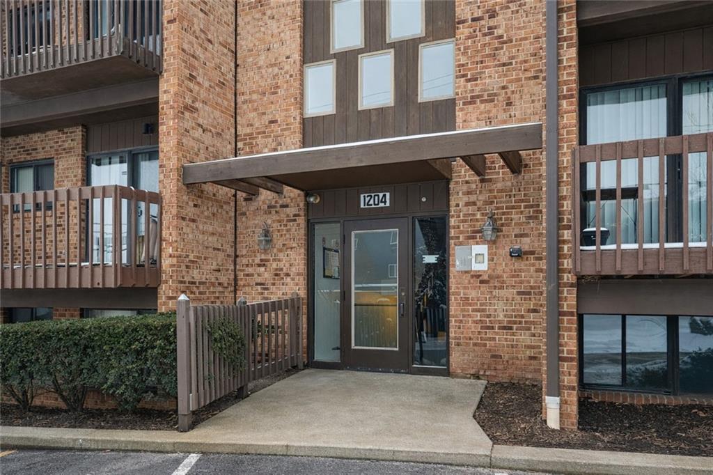 1204 Dutilh Road, Unit 1 Cranberry Township, PA 16066 - Photo 26 of 29