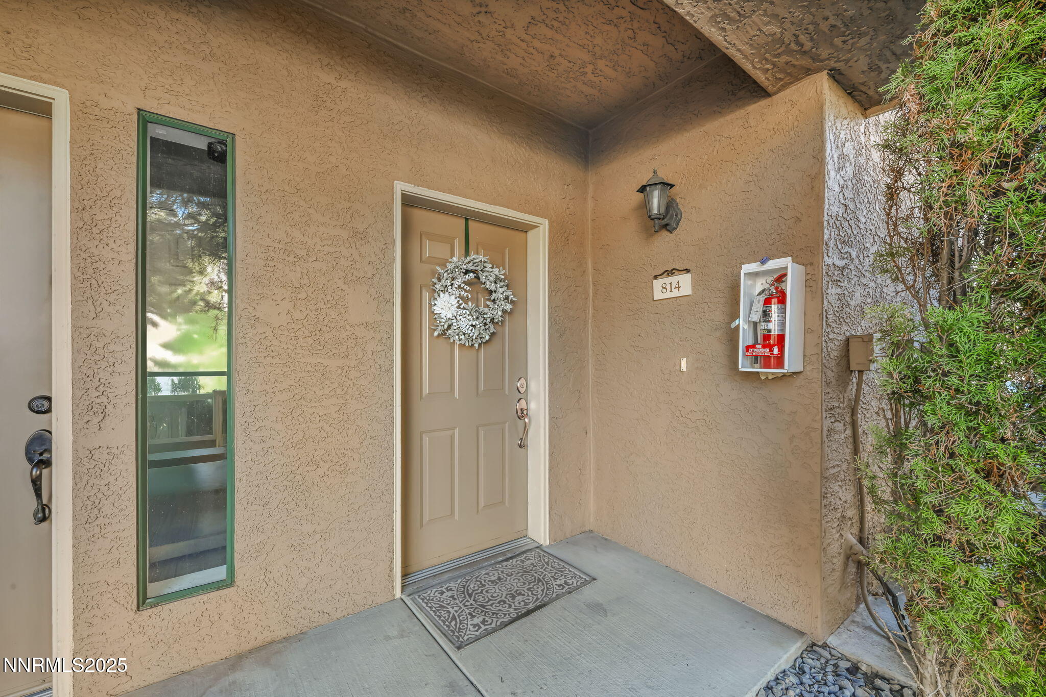 900 South Meadows Parkway, Unit 814 Reno, NV 89521 - Photo 2 of 43 a view of an outdoor space