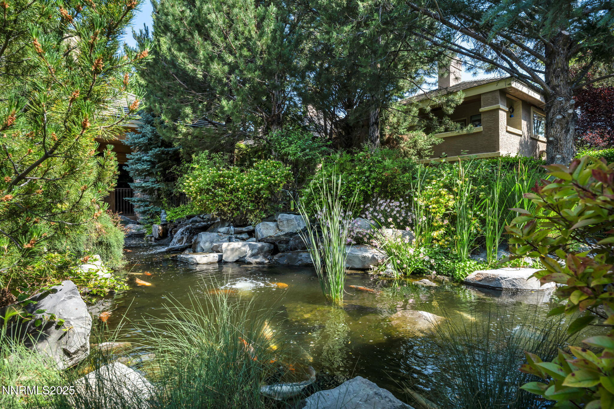 900 South Meadows Parkway, Unit 814 Reno, NV 89521 - Photo 31 of 43 a view of swimming pool from a lake view