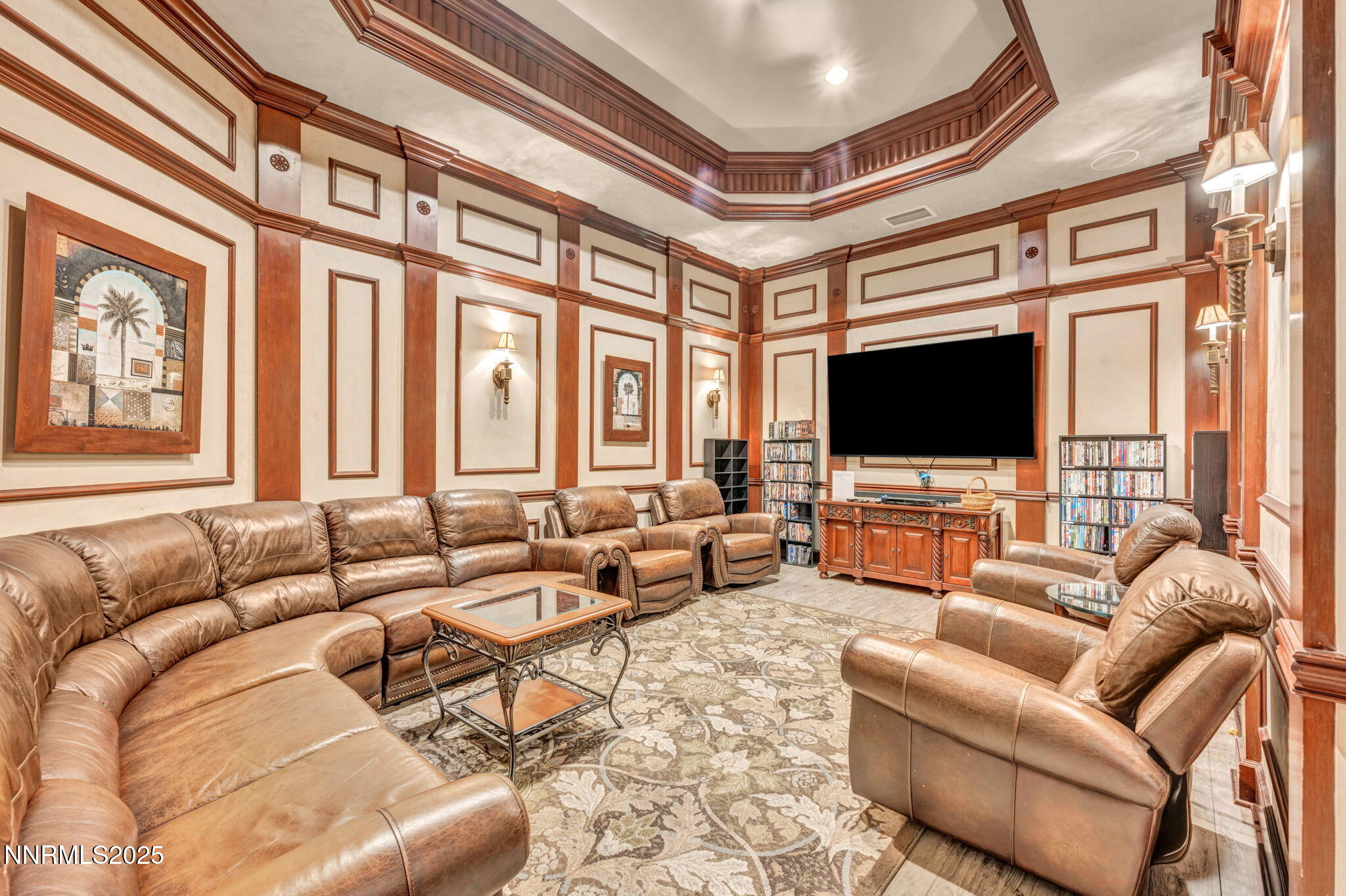 900 South Meadows Parkway, Unit 814 Reno, NV 89521 - Photo 35 of 43 a living room with furniture and a flat screen tv