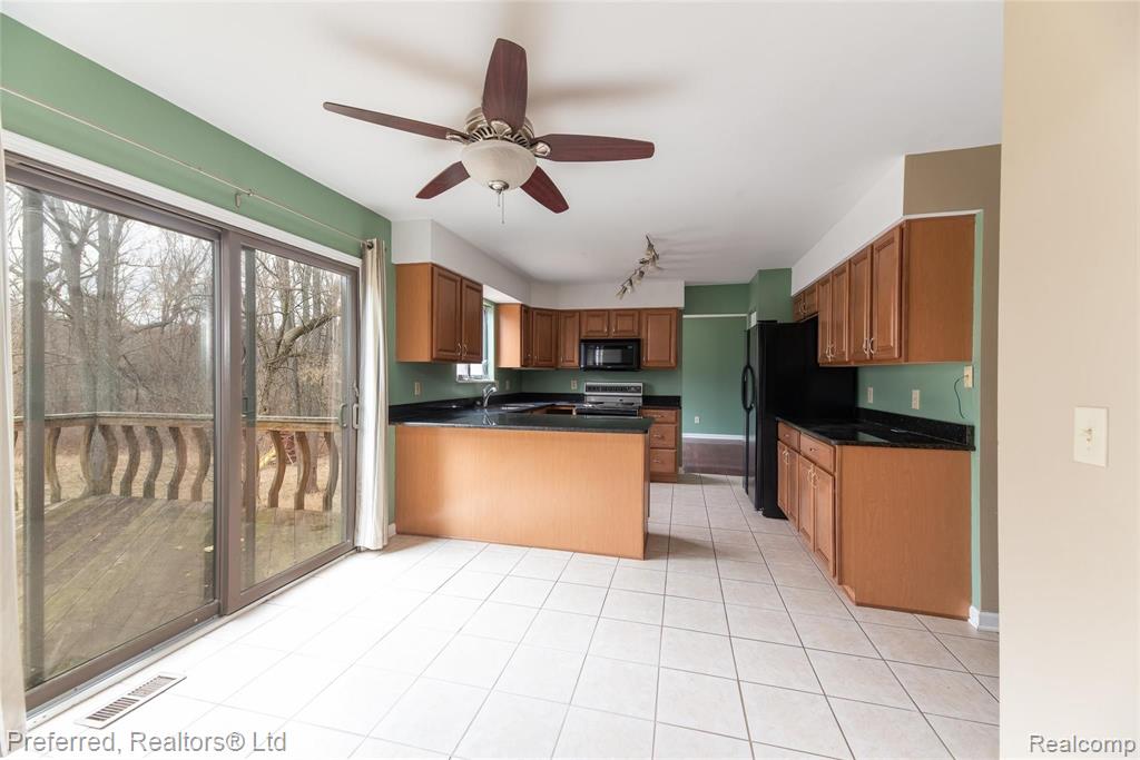 13505 Germany Road Fenton, MI 48430 - Photo 6 of 30