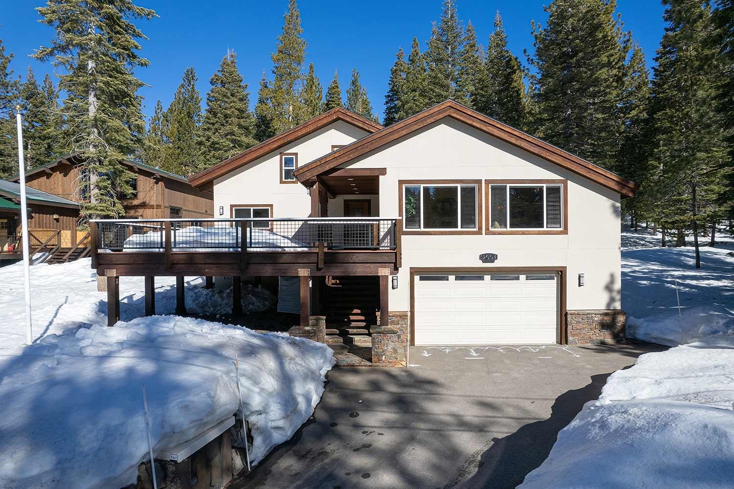 12004 Kitzbuhel Road Truckee, CA 96161 - Photo 1 of 21 Gallery Image 1