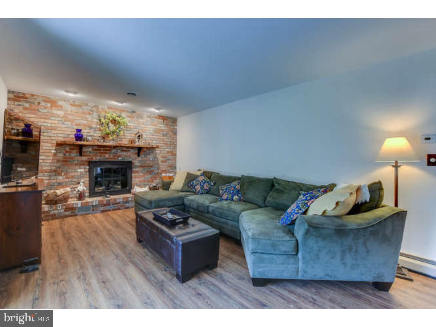 165 Burlington Path Road Cream Ridge, NJ 08514 - Photo 11 of 22