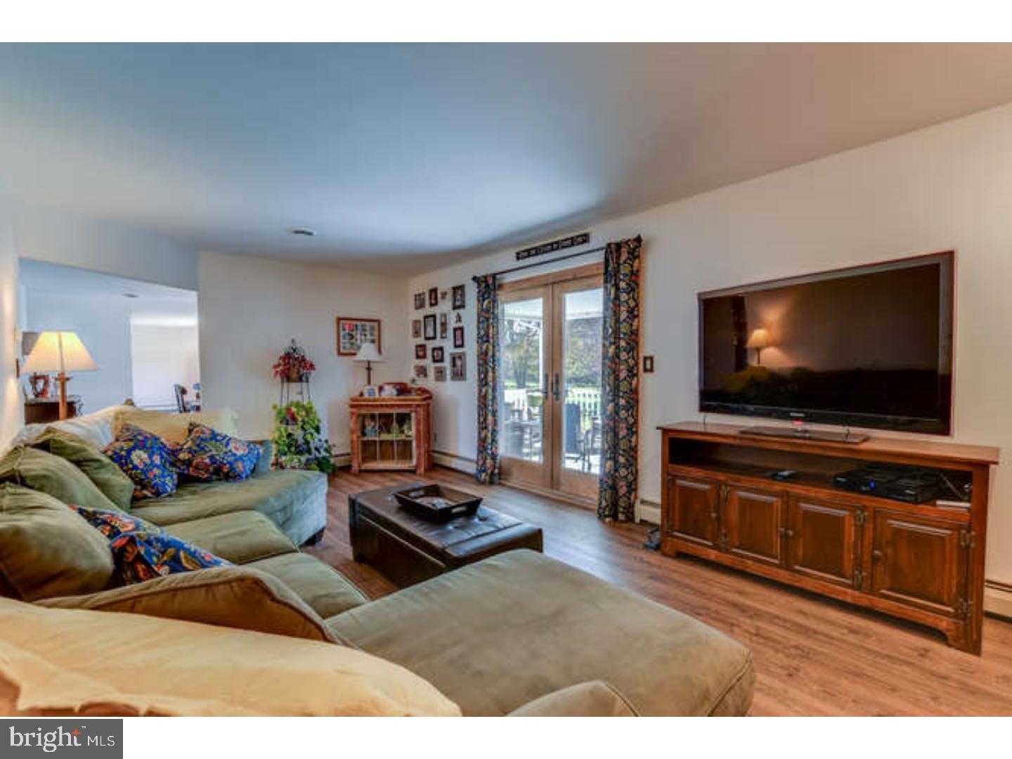 165 Burlington Path Road Cream Ridge, NJ 08514 - Photo 15 of 22