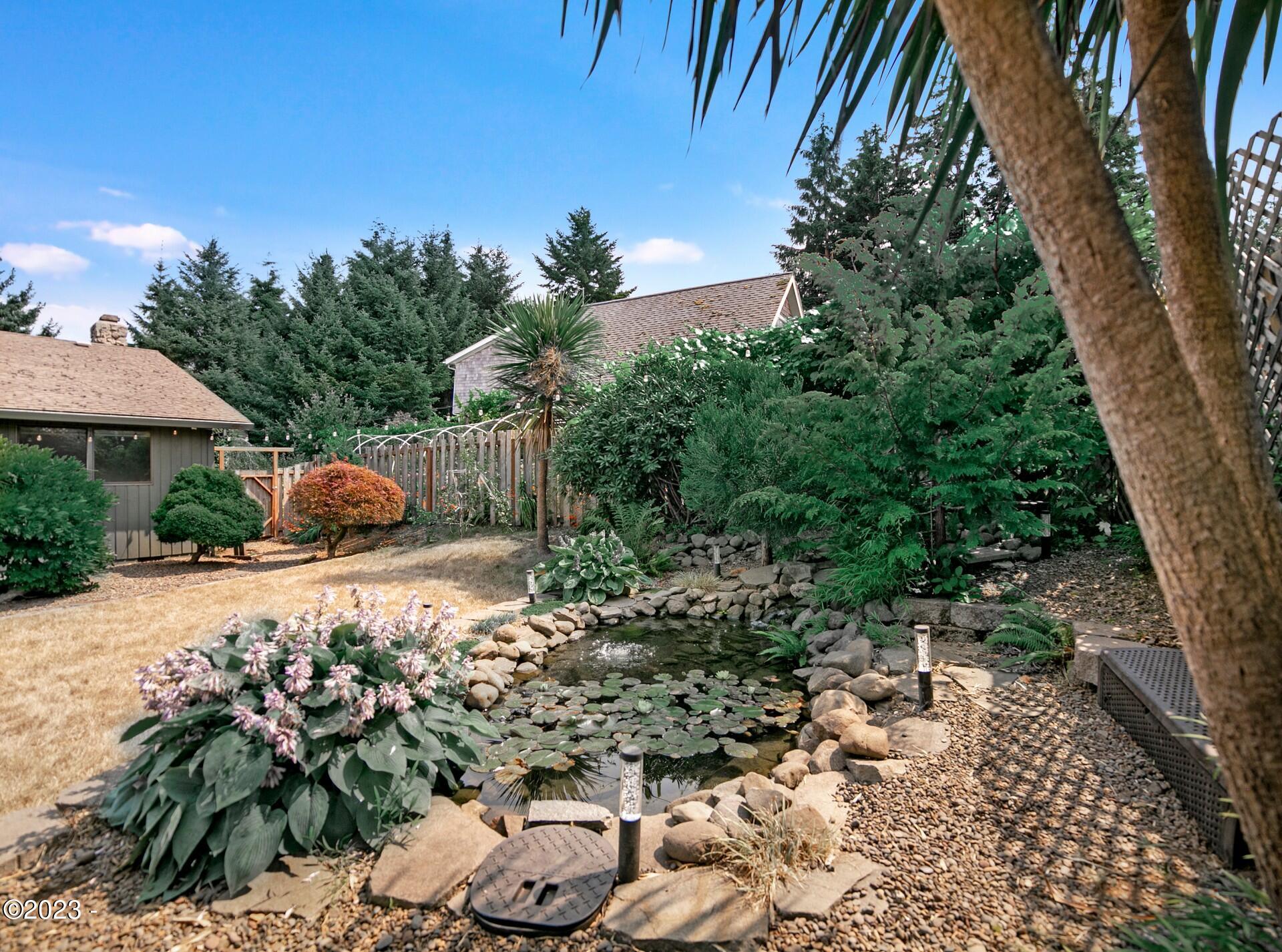 320 Northeast Rebel Road Waldport, OR 97394 - Photo 34 of 42 38