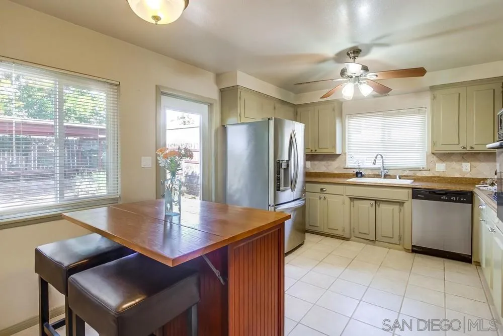 1946 Willis Road El Cajon, CA 92020 - Photo 12 of 25 Gallery Image 12