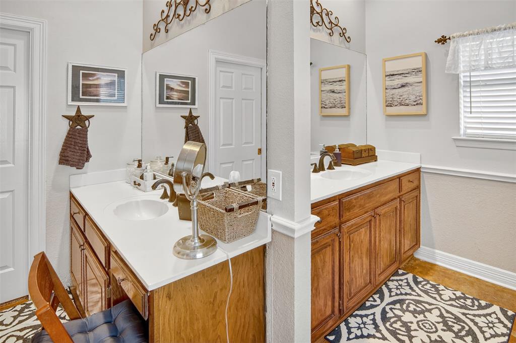 216 Sam Bass Road Willow Park, TX 76087 - Photo 22 of 34