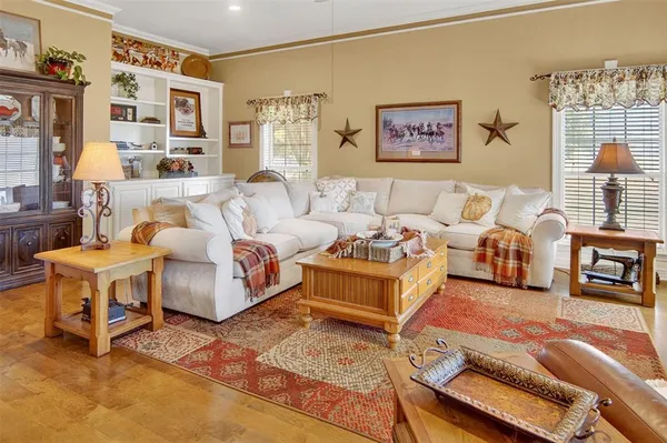 $609,999 | 216 Sam Bass Road, Willow Park, TX 76087