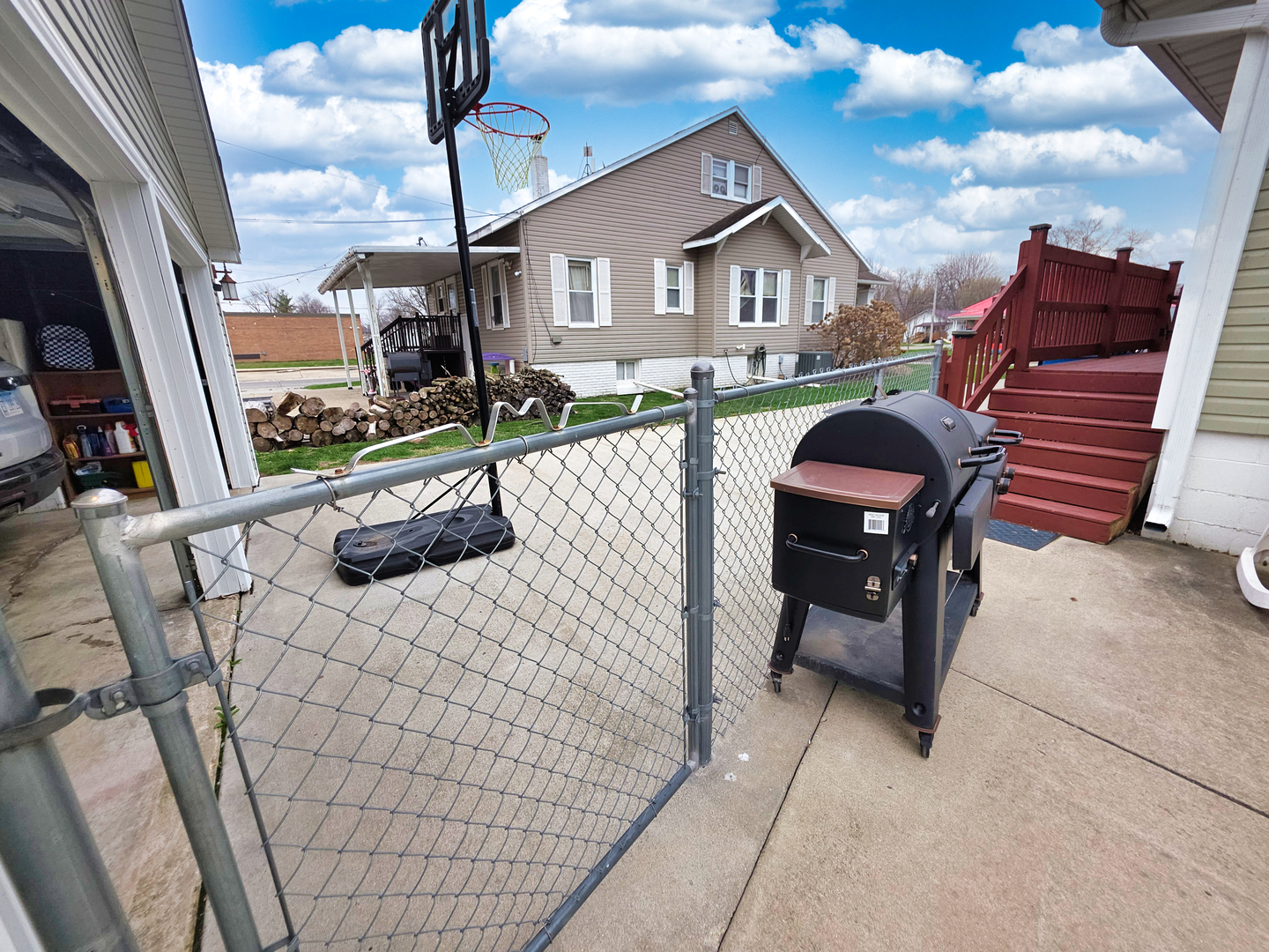 127 Flora Avenue Flora, IL 62839 - Photo 88 of 88 a view of outdoor space yard deck and patio