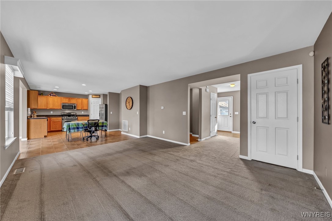 6260 Eckhardt Road, Unit 11 Hamburg, NY 14085 - Photo 18 of 50