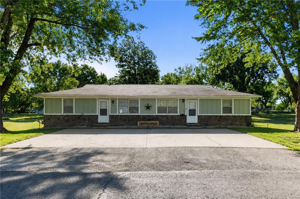 143 Southeast 411th Road Warrensburg, MO 64093 - Photo 1 of 30