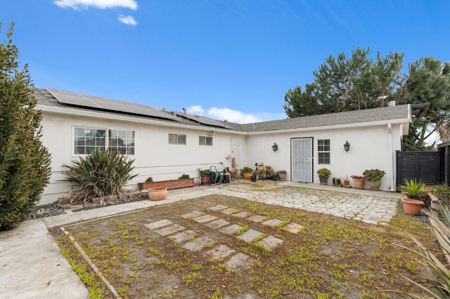 15940 Warfield Road Lathrop, CA 95330 - Photo 4 of 29