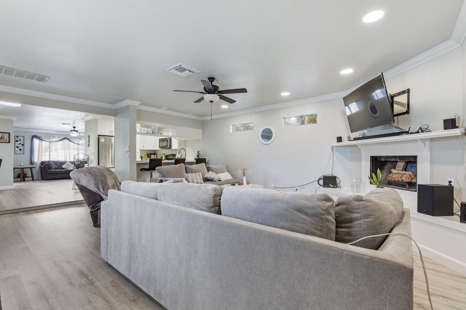 15940 Warfield Road Lathrop, CA 95330 - Photo 7 of 29