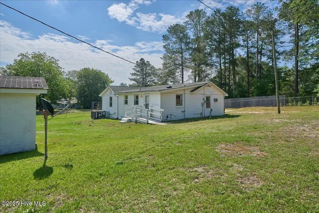 $125,000 | 110 Texanna Lane, Raeford, NC 28376