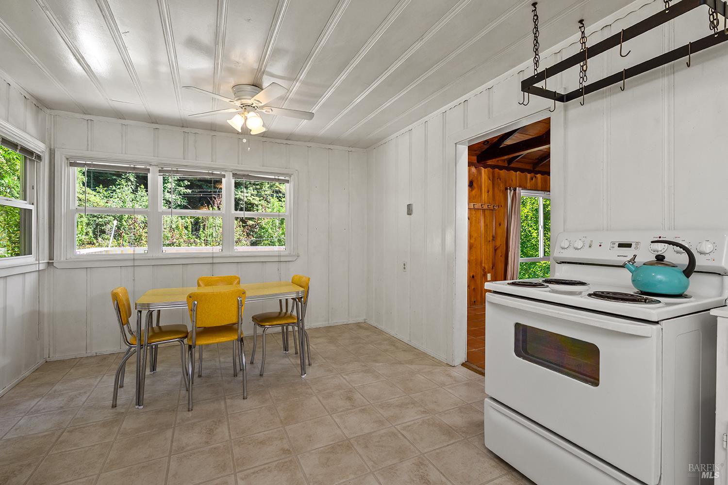 10590 Grays Road Forestville, CA 95436 - Photo 27 of 38