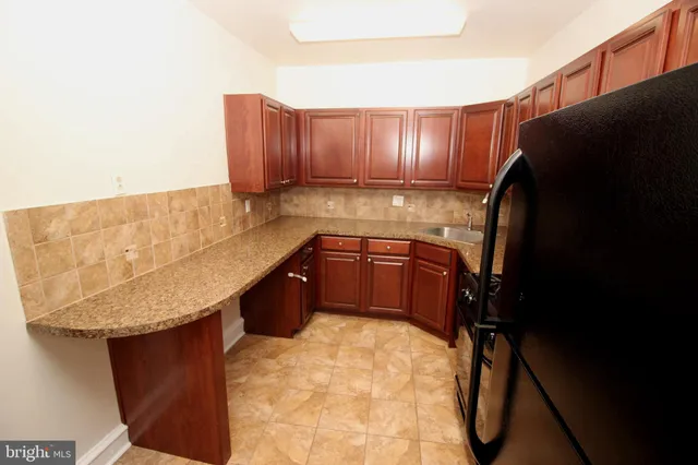 $1,350 | 7876 Spring Avenue, Unit 3D, Elkins Park, PA 19027