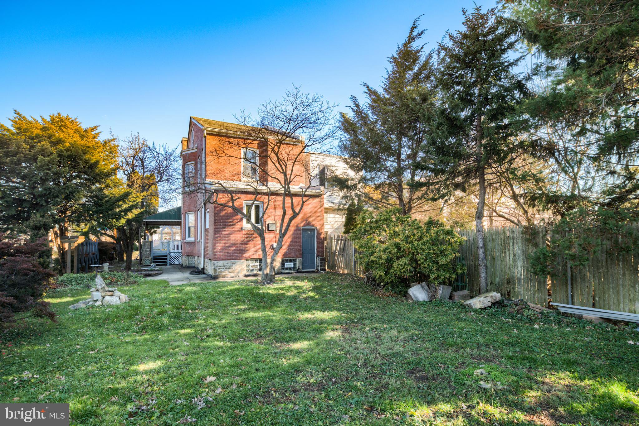3300 Rhawn Street Philadelphia, PA 19136 - Photo 25 of 31 Back yard view of the house
