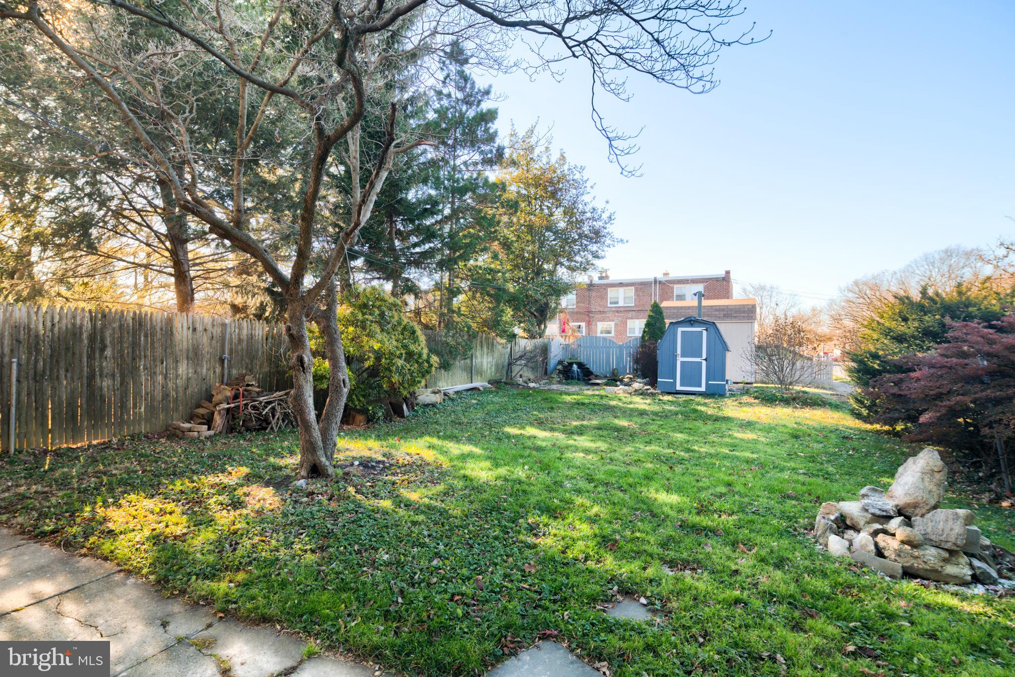 3300 Rhawn Street Philadelphia, PA 19136 - Photo 26 of 31 Back yard