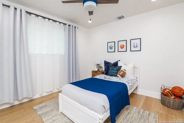 $749,999 | 134 School Drive, Poteet, TX 78065