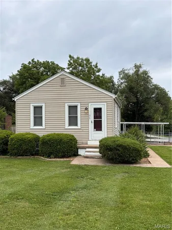 $87,500 | 524 West Morgan Street, Belleville, IL 62226