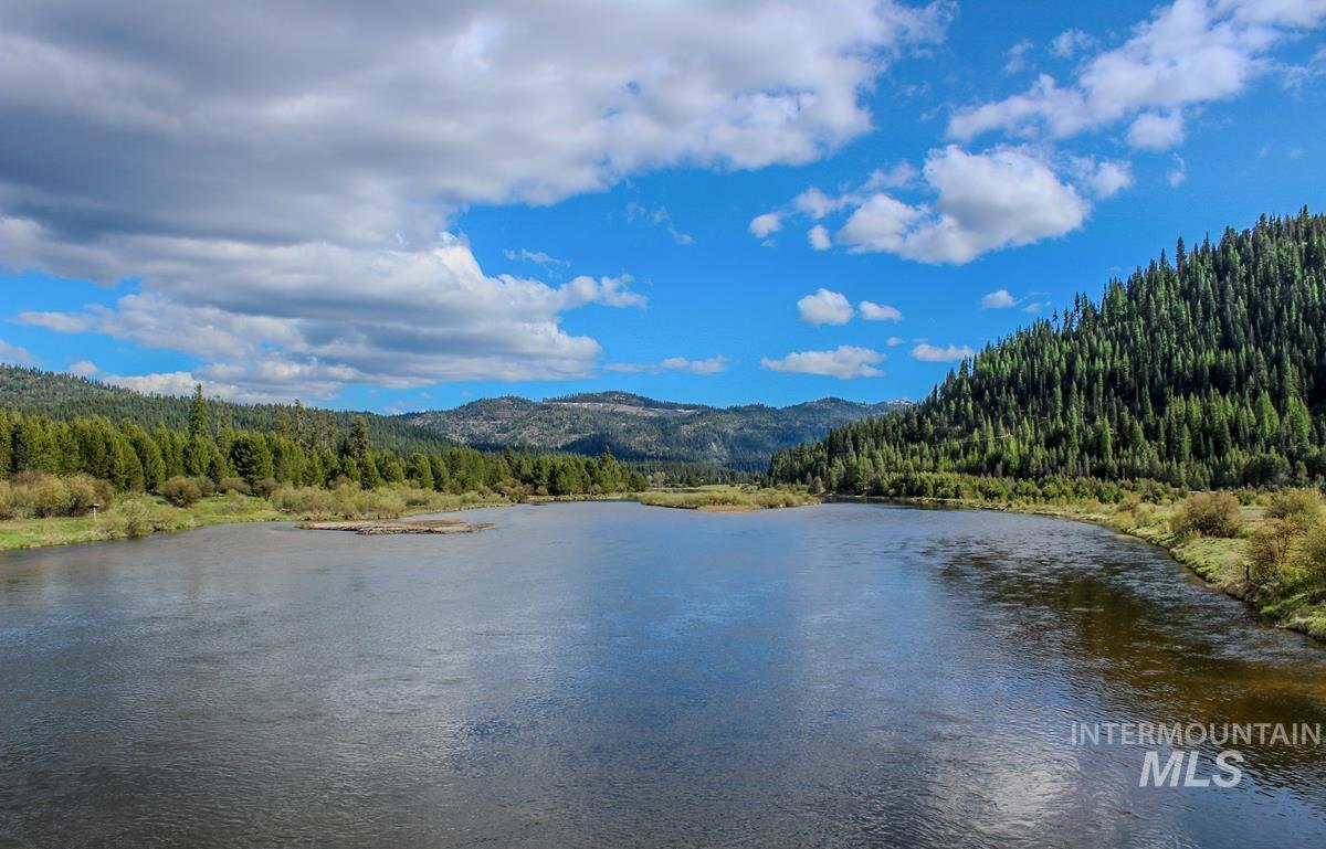 178 Tripod View Drive Cascade, ID 83611 - Photo 32 of 35