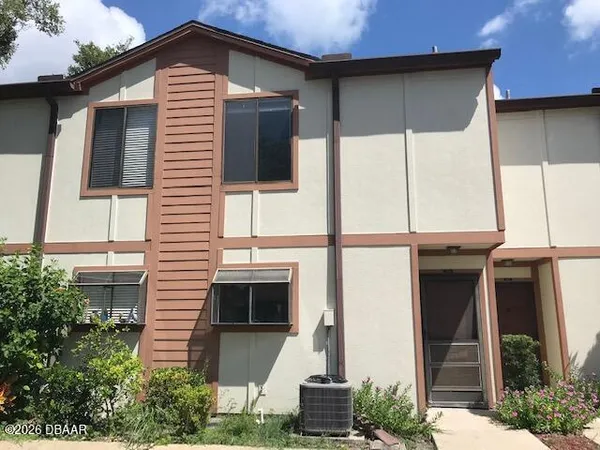 $1,595 | 142 White Fawn Drive, Daytona Beach, FL 32114