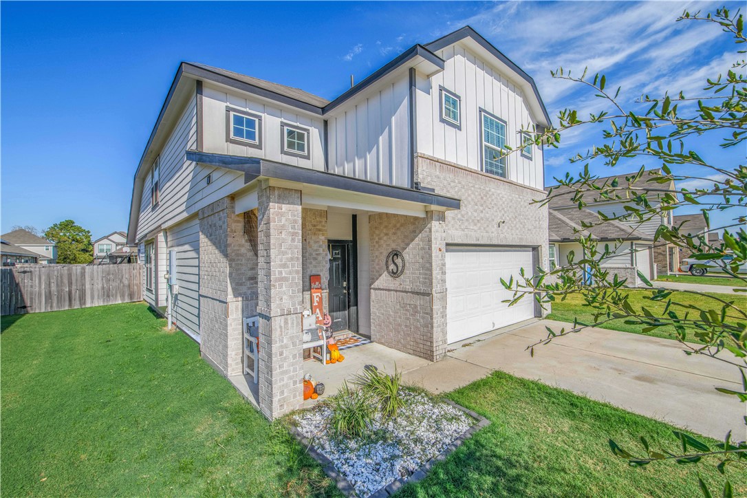 993 Rice Drive Bryan, TX 77803 - Photo 2 of 27 Gallery Image 2