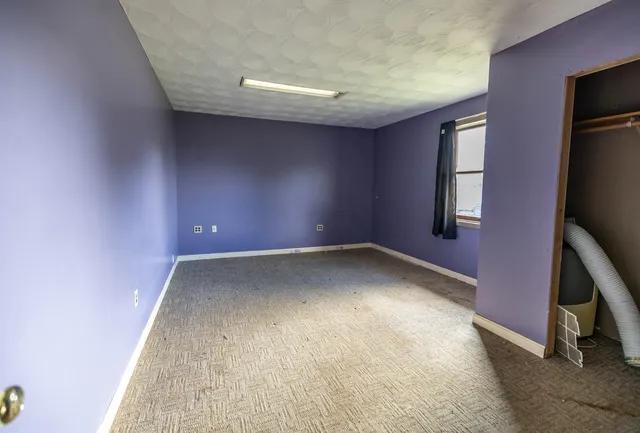 $330,000 | 1186 Eastern Avenue, Chelsea, ME 04330