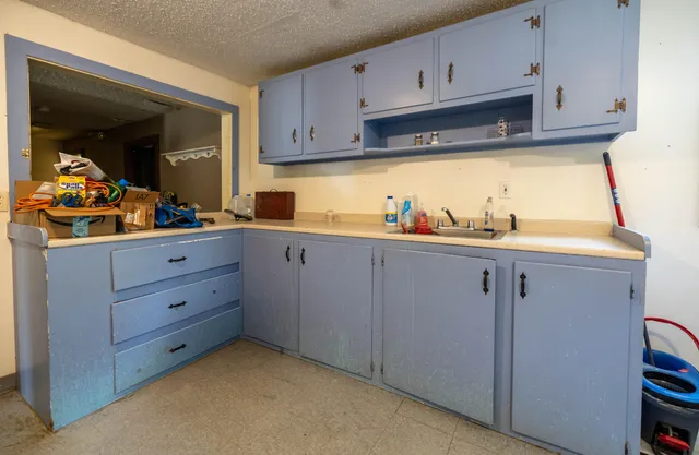 $330,000 | 1186 Eastern Avenue, Chelsea, ME 04330