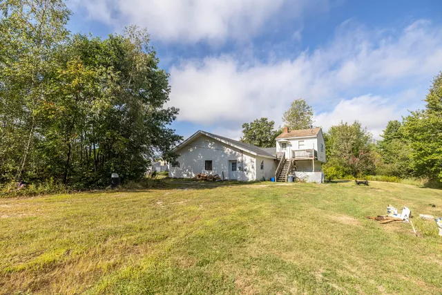 $330,000 | 1186 Eastern Avenue, Chelsea, ME 04330