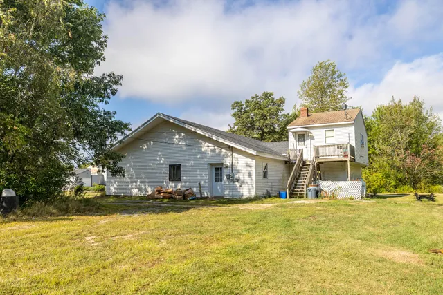 $330,000 | 1186 Eastern Avenue, Chelsea, ME 04330