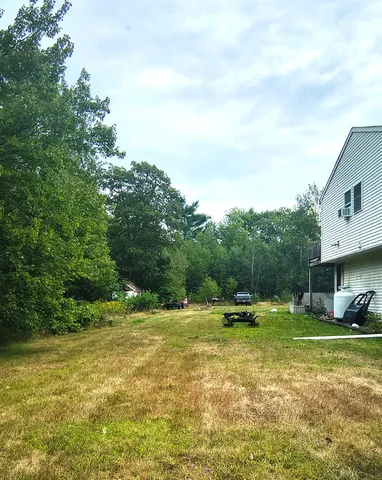 $330,000 | 1186 Eastern Avenue, Chelsea, ME 04330