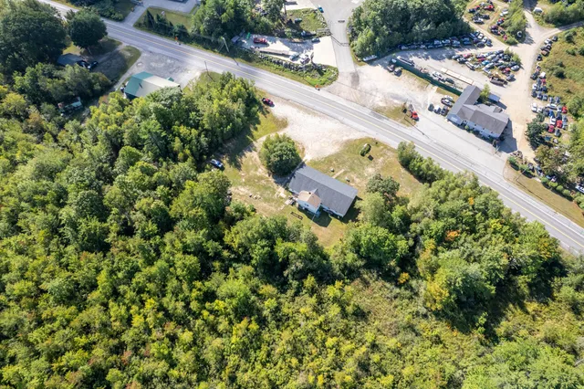 $330,000 | 1186 Eastern Avenue, Chelsea, ME 04330