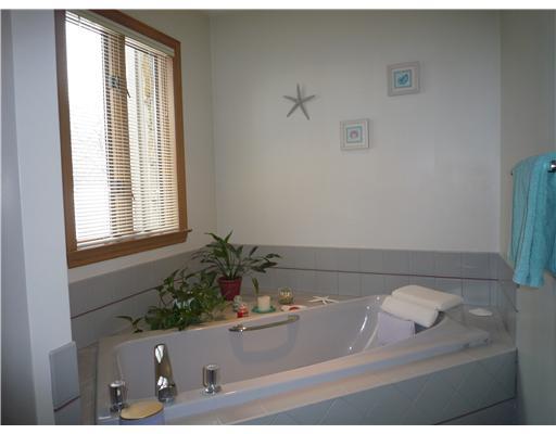 1047 Rimrock Road Greensburg, PA 15601 - Photo 11 of 16 Master Bath/Spa.