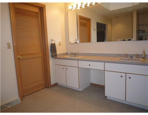 1047 Rimrock Road Greensburg, PA 15601 - Photo 12 of 16 Master Bath/Spa.