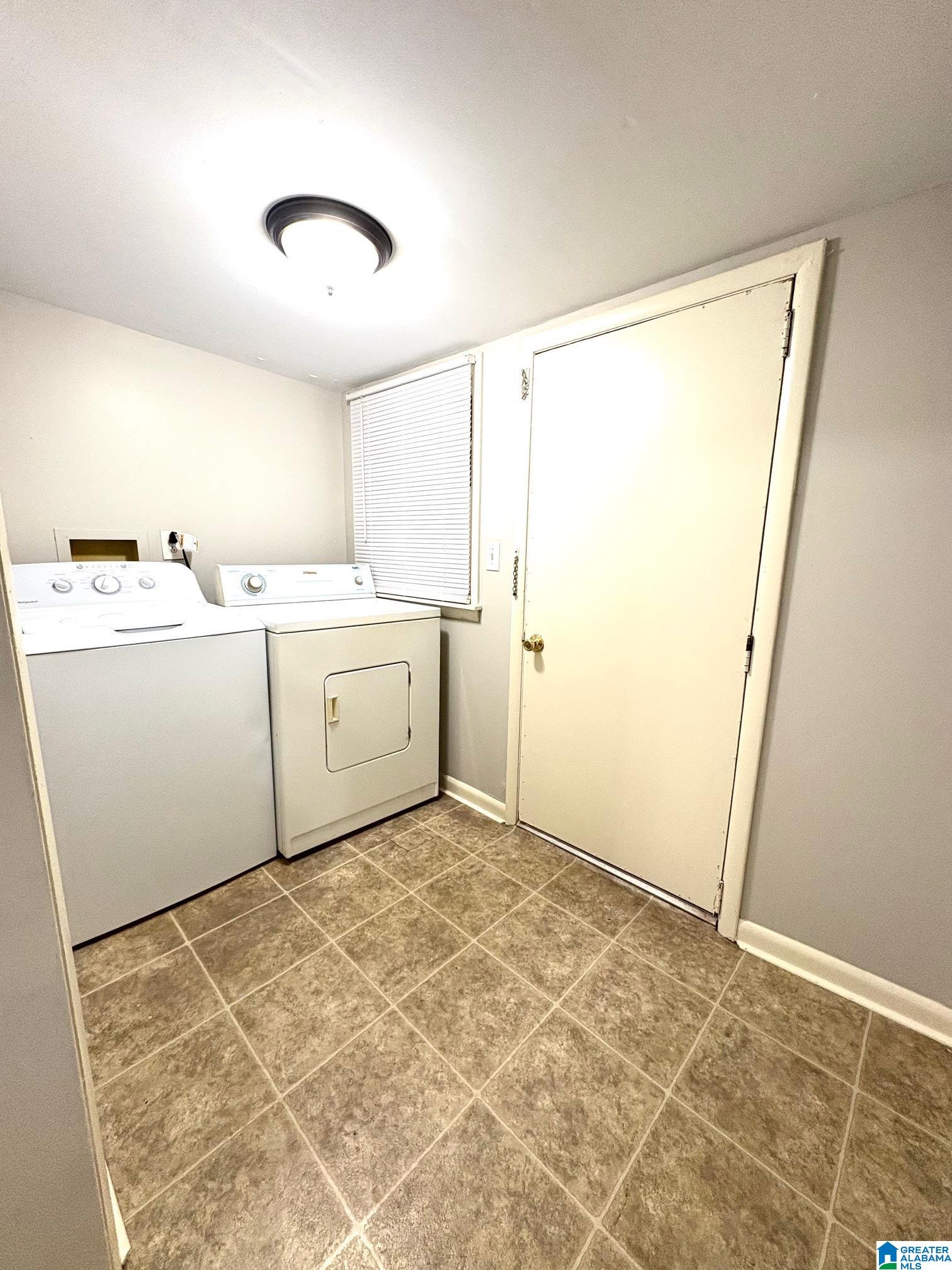 1516 16th Way Southwest Birmingham, AL 35211 - Photo 6 of 11