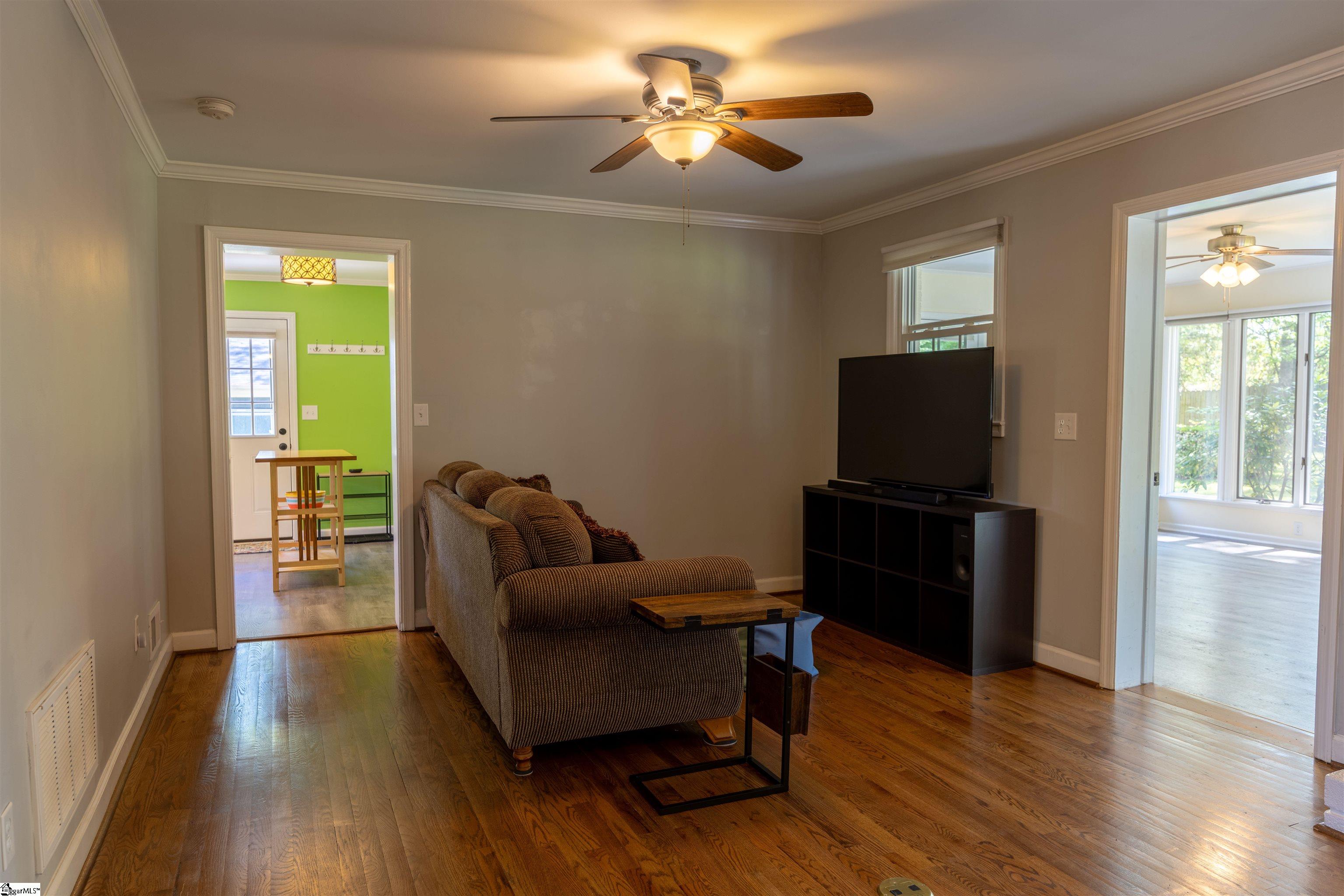 4 Strand Court Taylors, SC 29687 - Photo 8 of 30